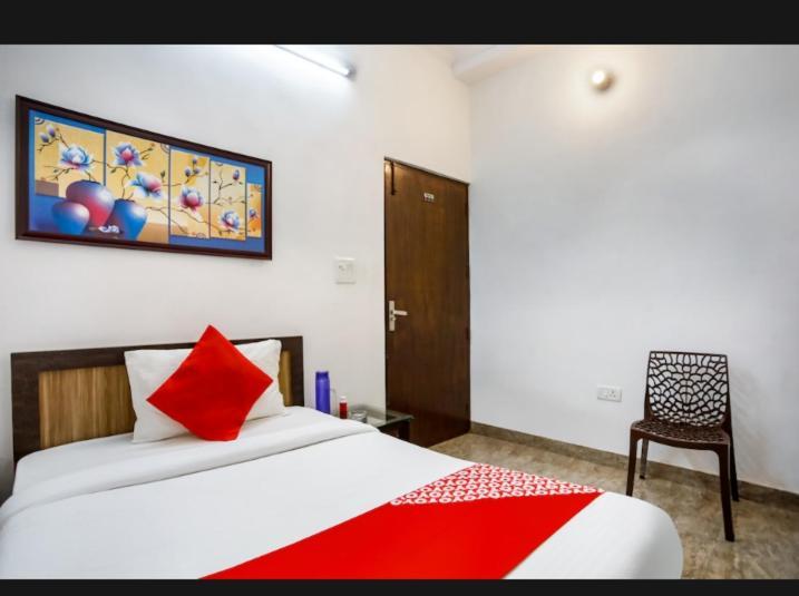 Hotel Surya Inn นิวเดลี ภายนอก รูปภาพ